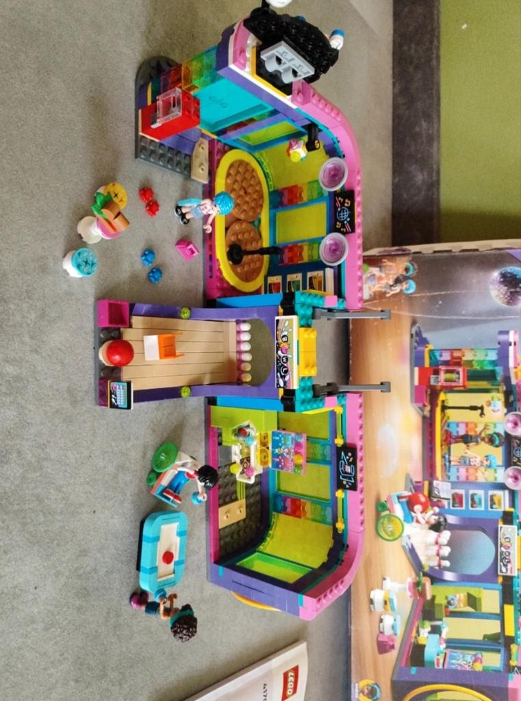 Lego Friends set rolschaats disco compleet, Lego, Ophalen of Verzenden, Zo goed als nieuw, Compleet