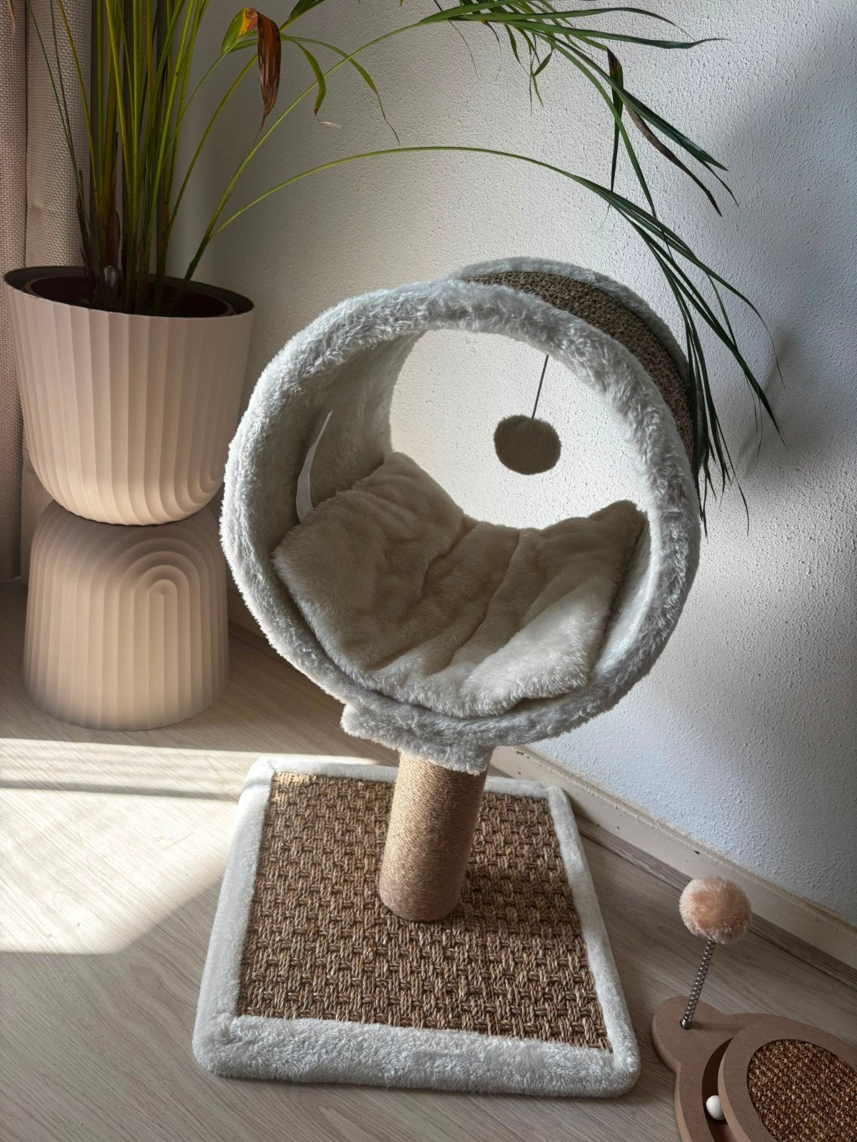 Krabpaal voor kleine katten, Ophalen, Zo goed als nieuw, Krabpaal