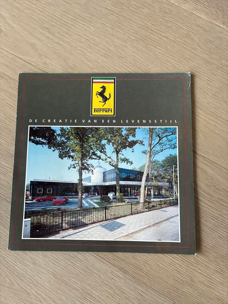 Ferrari dealerfolder Kroymans jaren 90, Ophalen, Gelezen, Ferrari