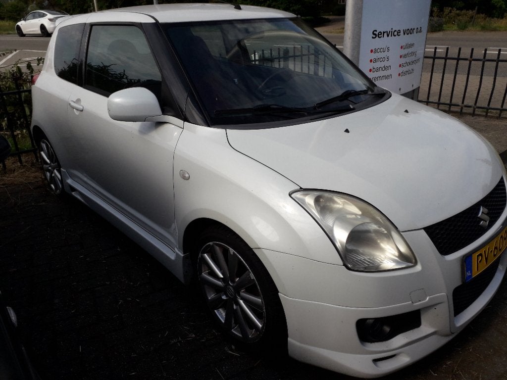 reservewiel set gezocht/gevraagd, Ophalen, Nieuw, Suzuki, Achterklep