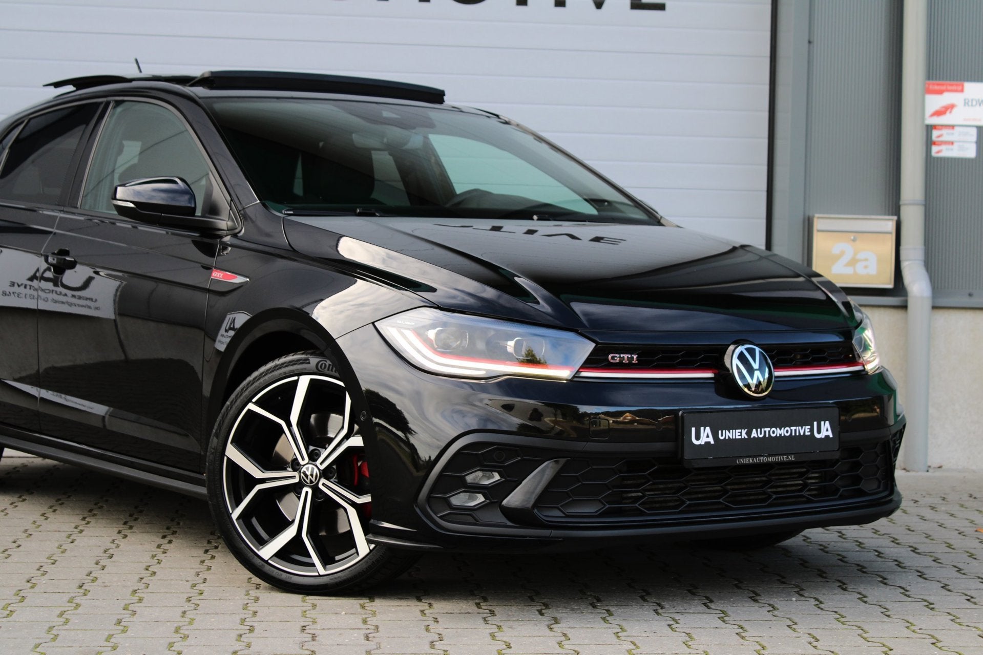 Volkswagen Polo 2.0 TSI GTI | DSG | LED IQ-MATRIX | 18" | PA, Auto's, Volkswagen, Dealer onderhouden, Gebruikt, Zwart, 4 cilinders