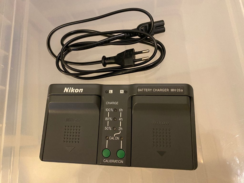 Nikon Battery Charger MH-26a, Ophalen, Gebruikt