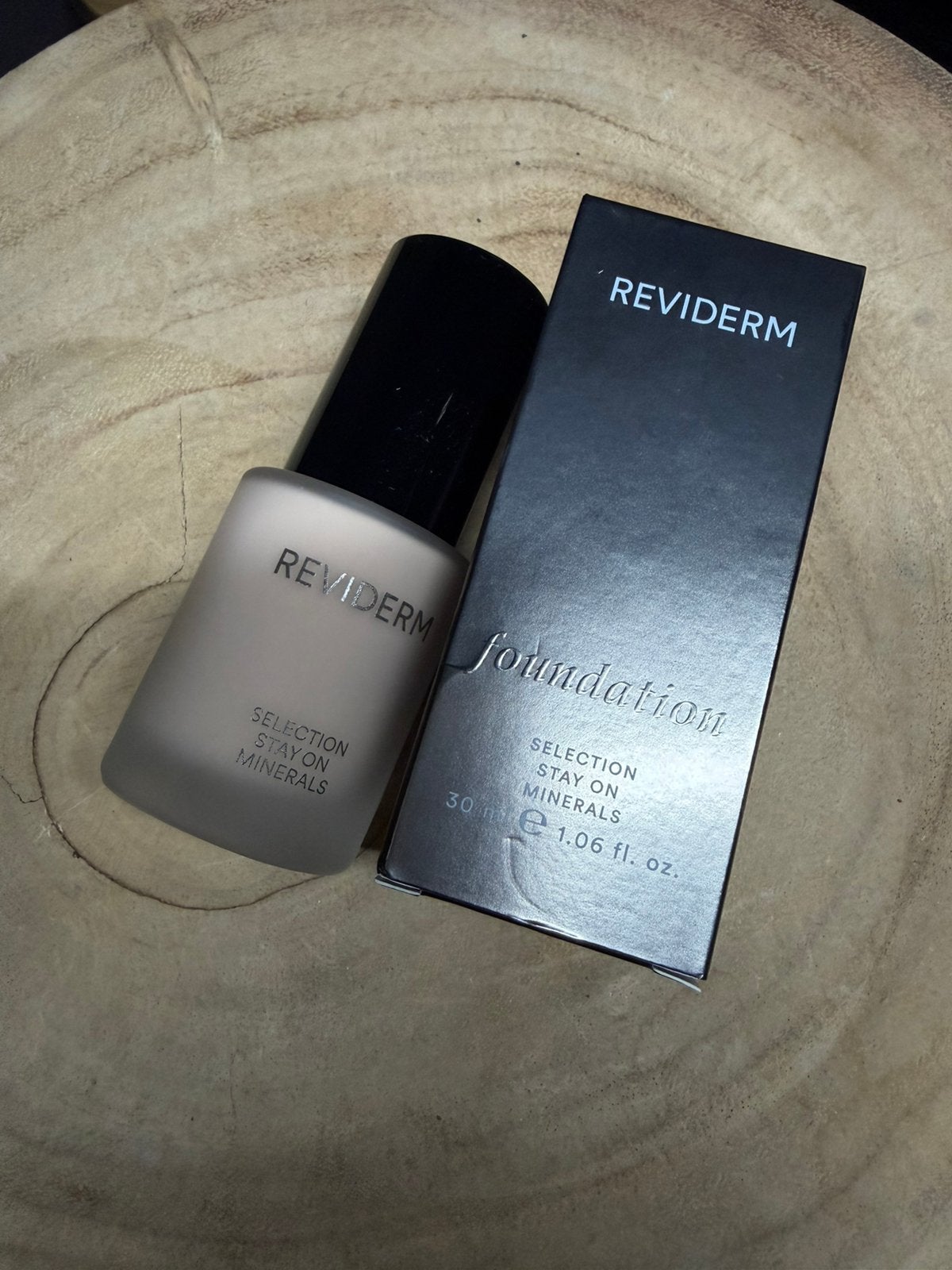 Reviderm - Selection Stay On Minerals 1B Opal, Gehele gezicht, Beige, Nieuw, Ophalen of Verzenden