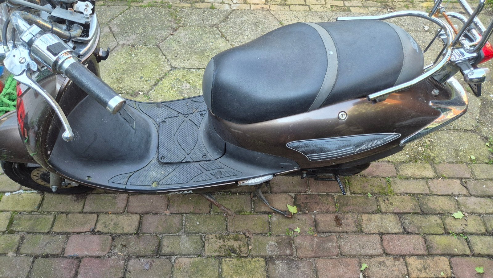 sym allo t.e.a.b, Ophalen, Gebruikt, Benzine