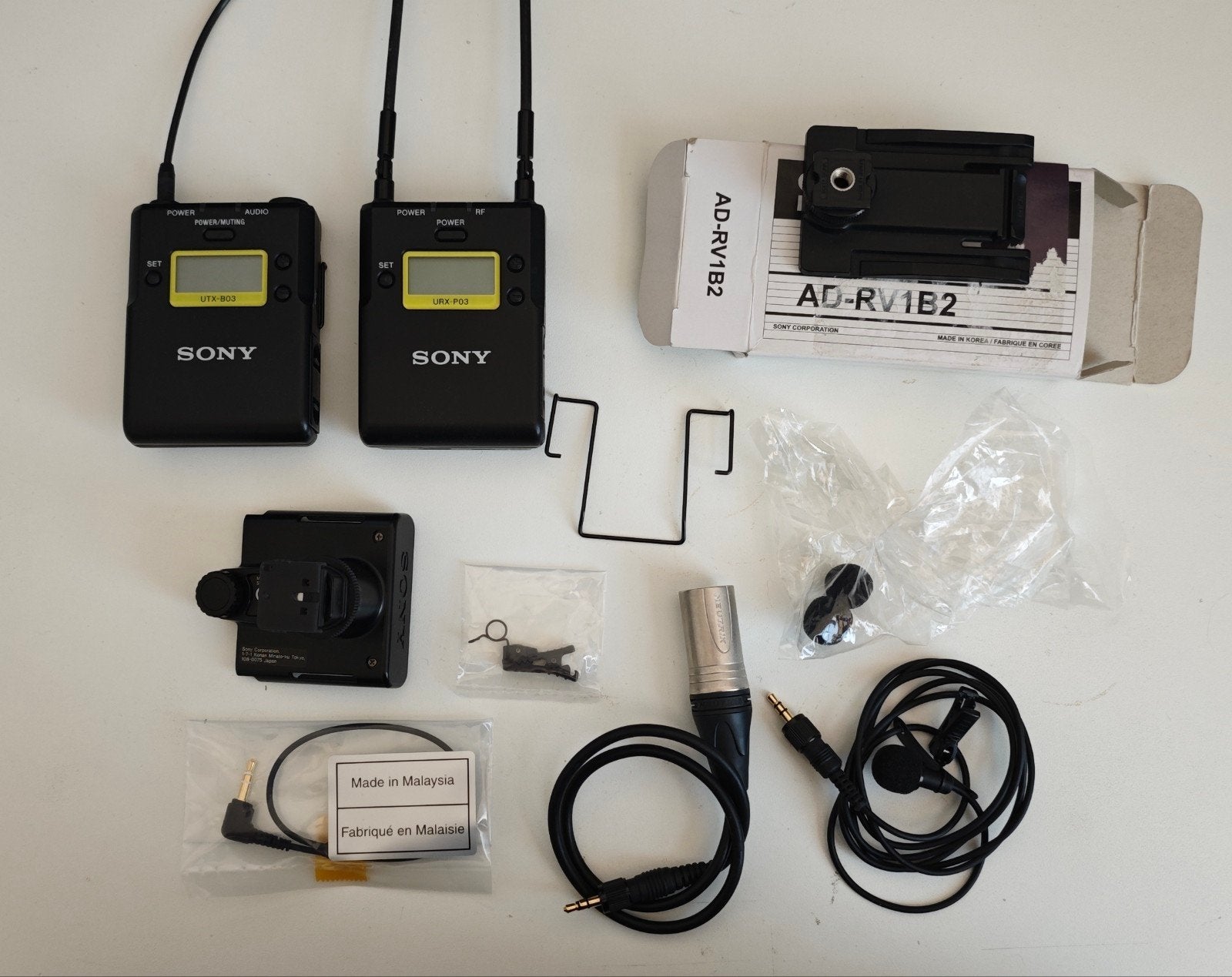 Sony UWP set met lavalier, Audio, Tv en Foto, Professionele Audio-, Tv- en Video-apparatuur, Ophalen of Verzenden, Zo goed als nieuw