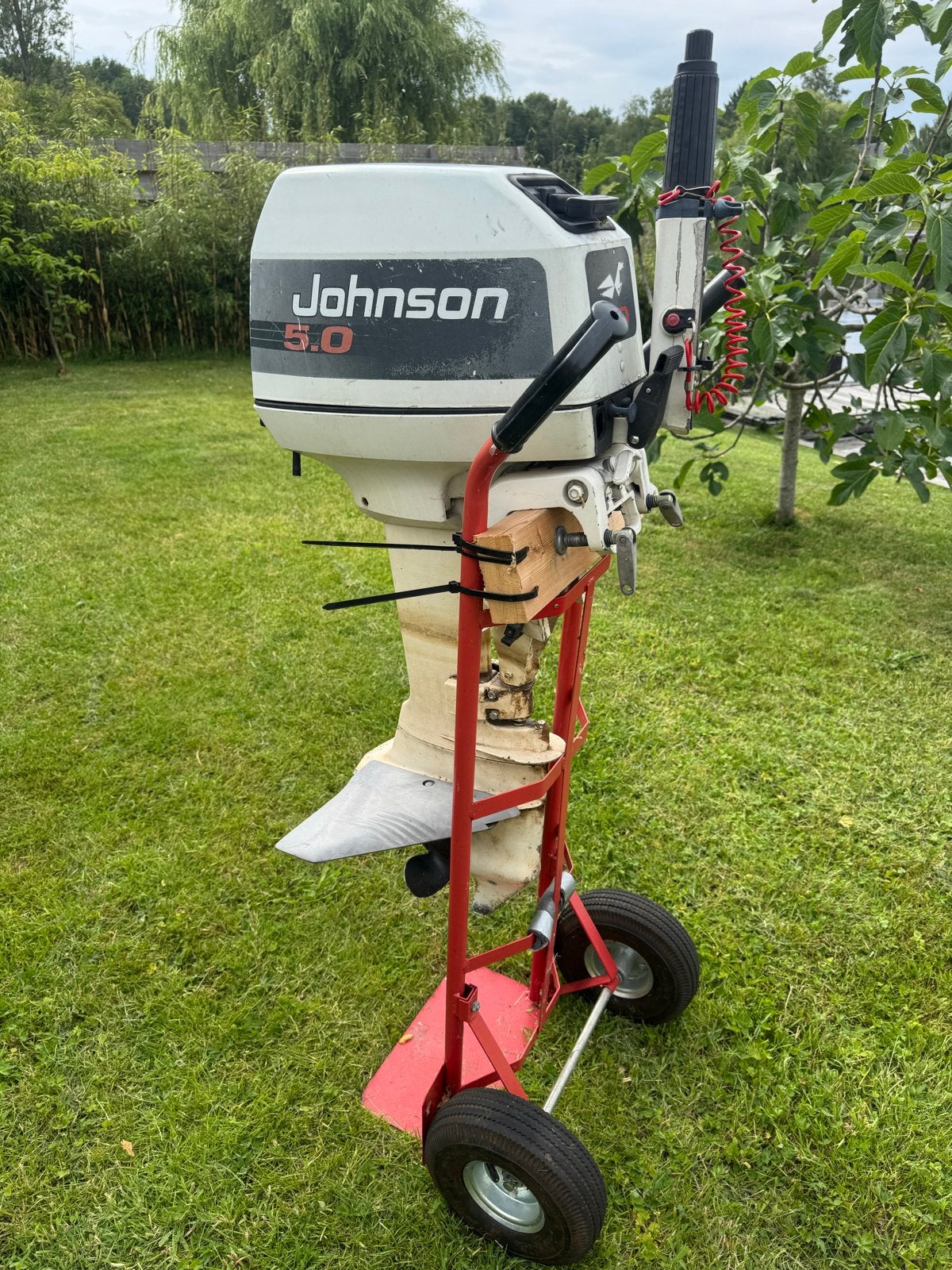 Johnson 5.0 PK Buitenboordmotor met brandstoftank, Watersport en Boten, Ophalen of Verzenden, Gebruikt