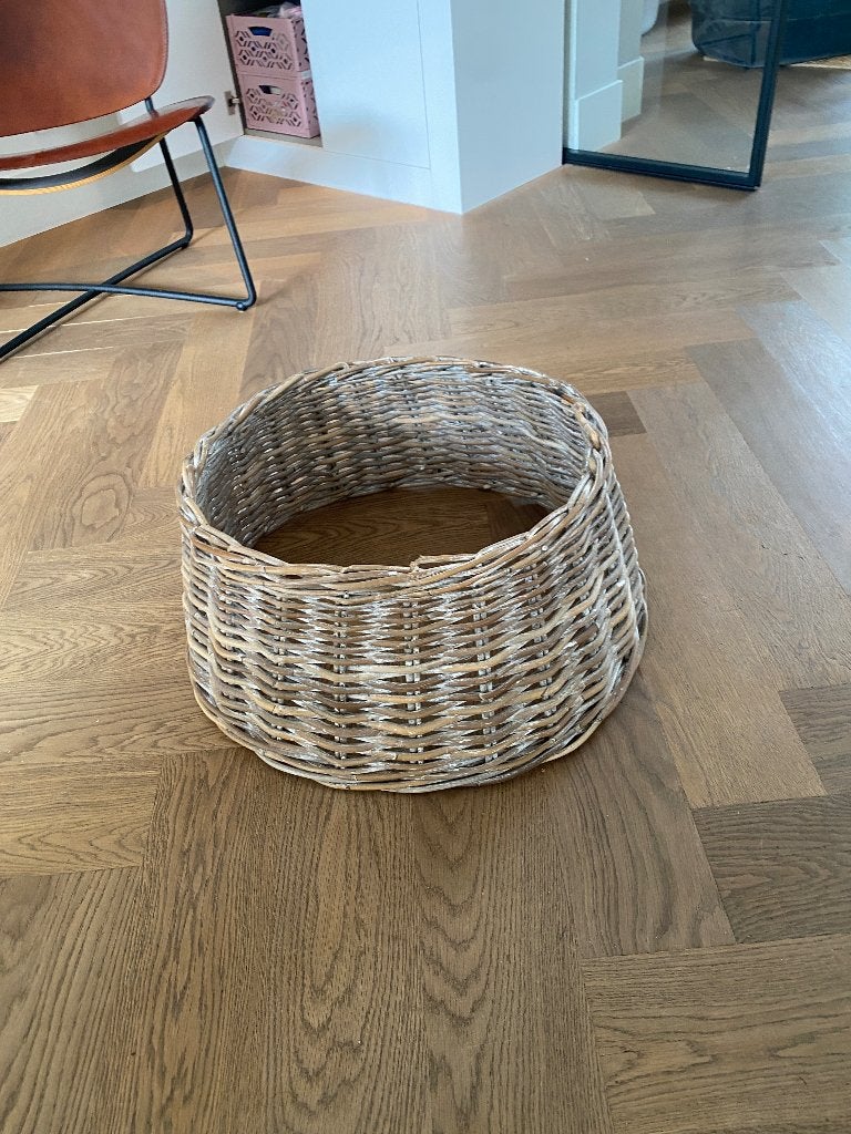 Rotan kerstboommand / boomrok grijs 56x47x26 cm, Ophalen of Verzenden, Zo goed als nieuw