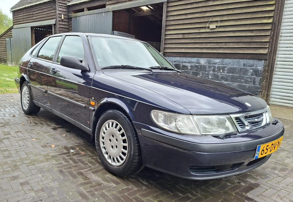 Saab 9-3 Hatchback, Auto's, 1295 kg, 4 cilinders, Blauw, Handgeschakeld