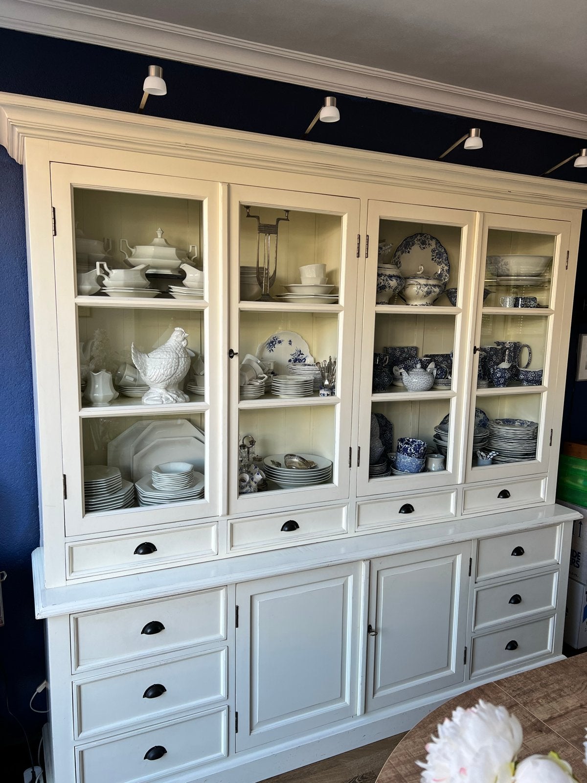 Grote Crème Witte Vitrinekast met Glazen Deuren en Lades, Huis en Inrichting, Ophalen, Gebruikt, 200 cm of meer, Met lade(s)