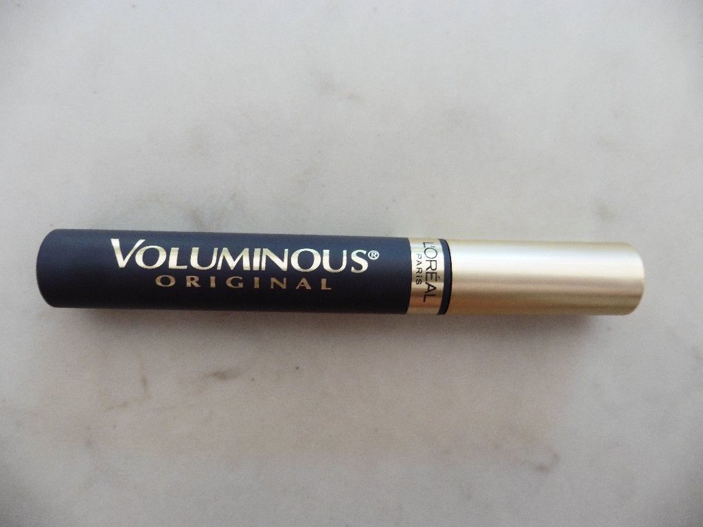 Revlon mascara zwart 8 ml NIEUW, Ophalen of Verzenden, Nieuw, Gehele gezicht, Verzorging