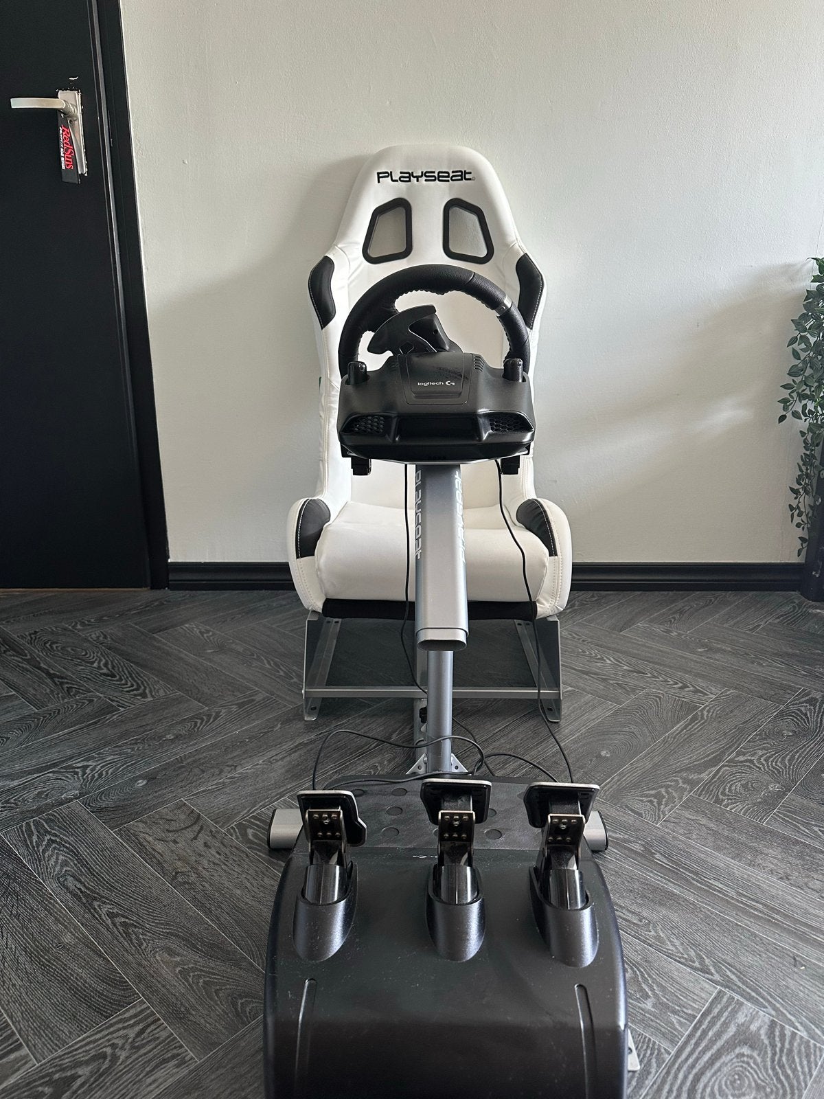 Playseat met Logitech G29 racestuur en pedalen, Ophalen, Zo goed als nieuw