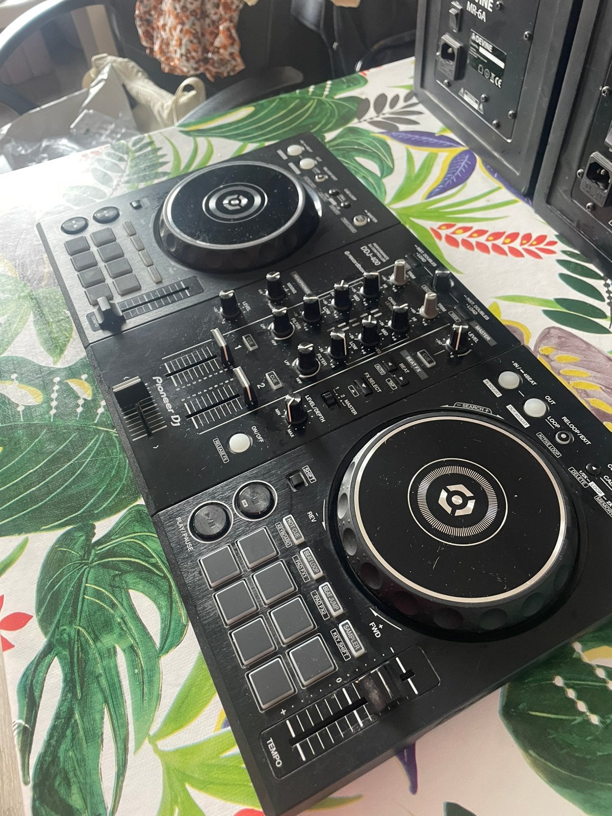 Foto 2 van Pioneer DJ DDJ-400