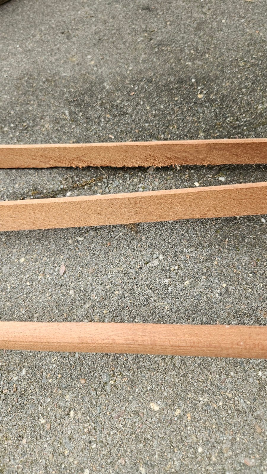 3 Mahonie houten Latten, stootlijsten - 4.35 cm lang., Doe-het-zelf en Verbouw, Hout en Planken, Ophalen, Minder dan 25 mm, Overige typen