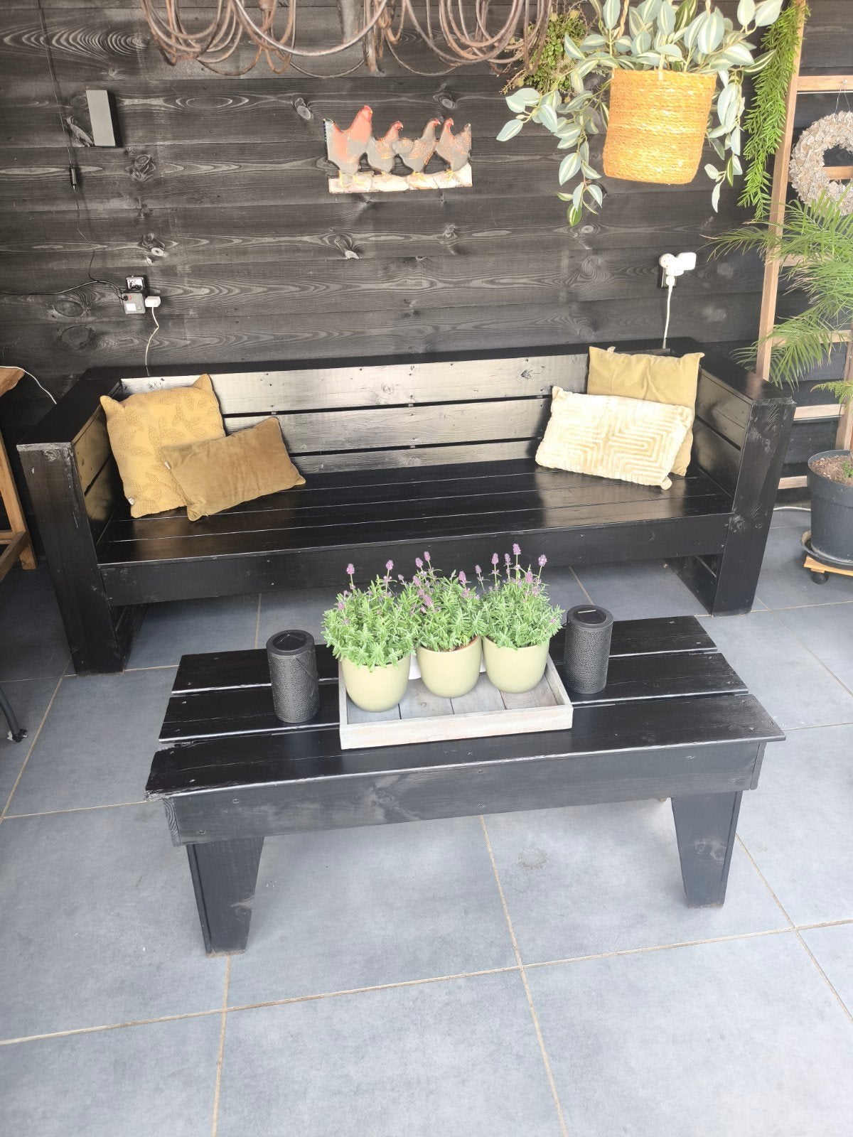 Zwarte houten loungebank en salontafel/bankje, Ophalen, Gebruikt, Hout