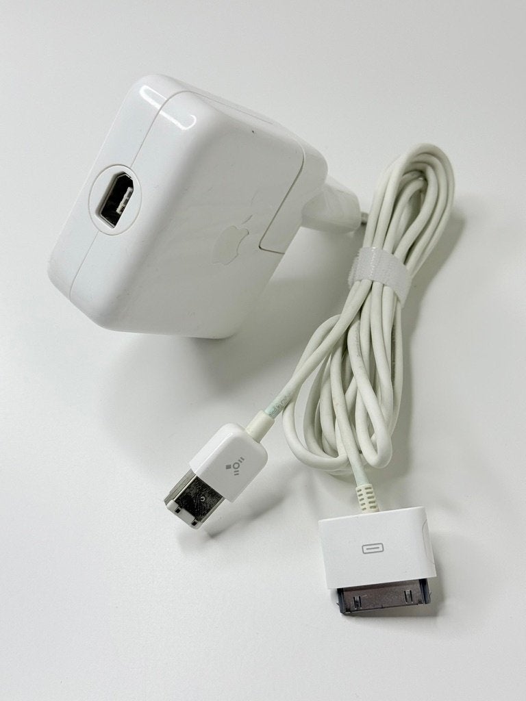 Apple FireWire Adapter A1070 voor oudere Apple/iPods, Ophalen of Verzenden, Gebruikt, Dock of Kabel, Classic of Photo