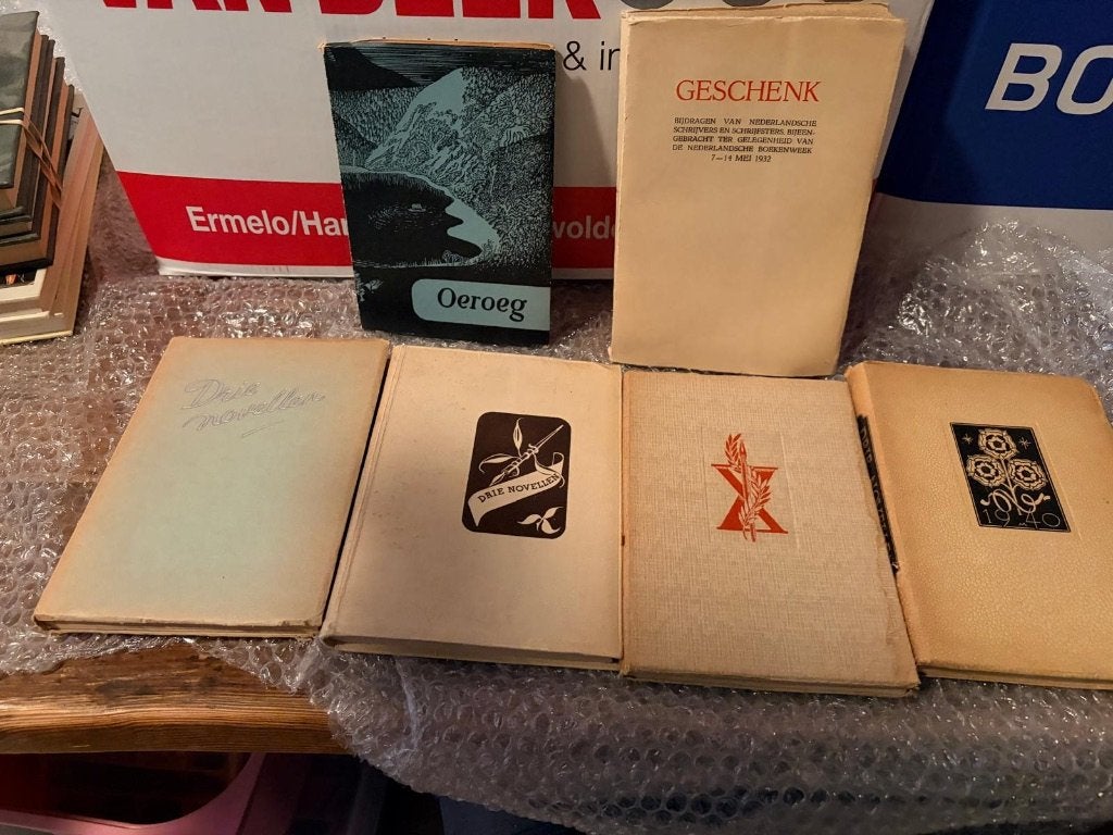 Diverse oude boeken - Geschenk, Oeroeg en meer, Boeken, Ophalen of Verzenden, Gelezen, Diverse auteurs