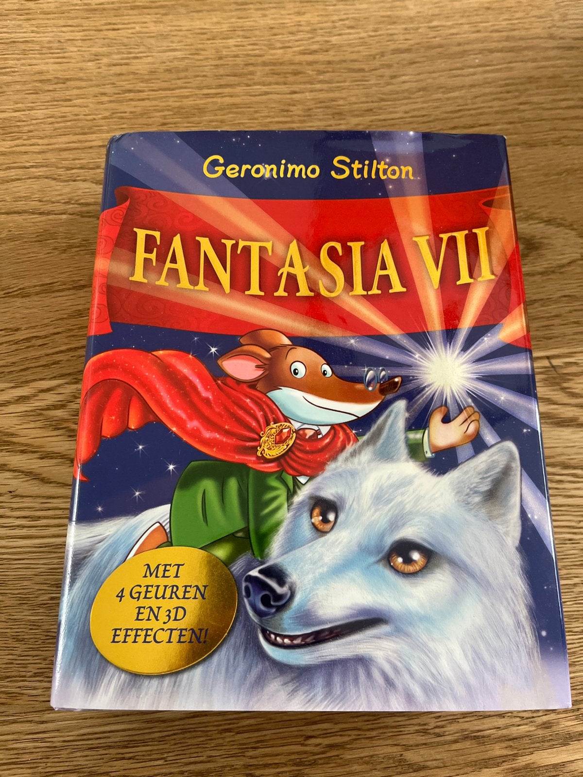 Geronimo Stilton Fantasia VII met 3D bril, Boeken, Ophalen of Verzenden, Zo goed als nieuw, Fictie algemeen
