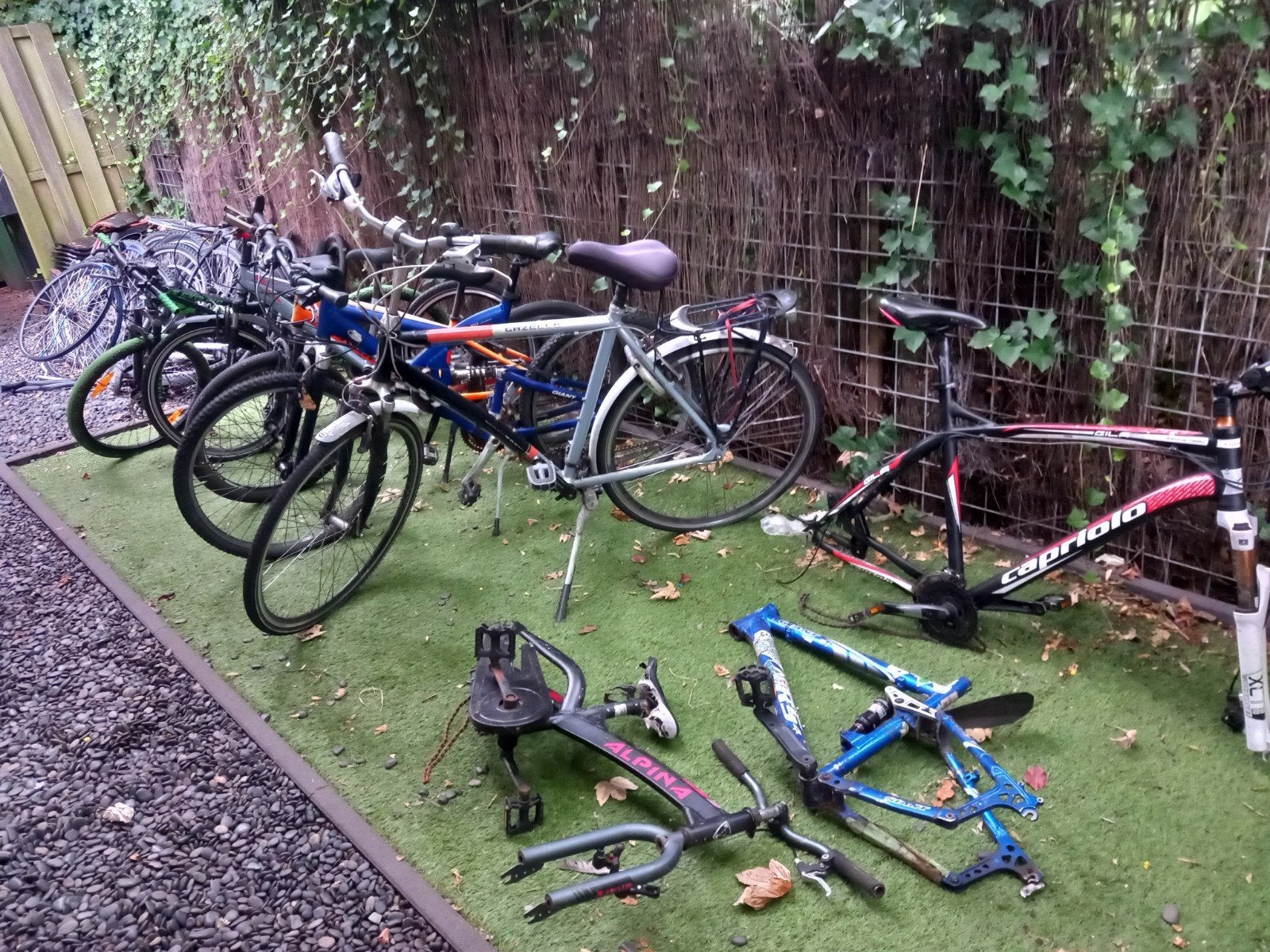 partij fietsen en onderdelen, Ophalen, Gebruikt, 24 inch