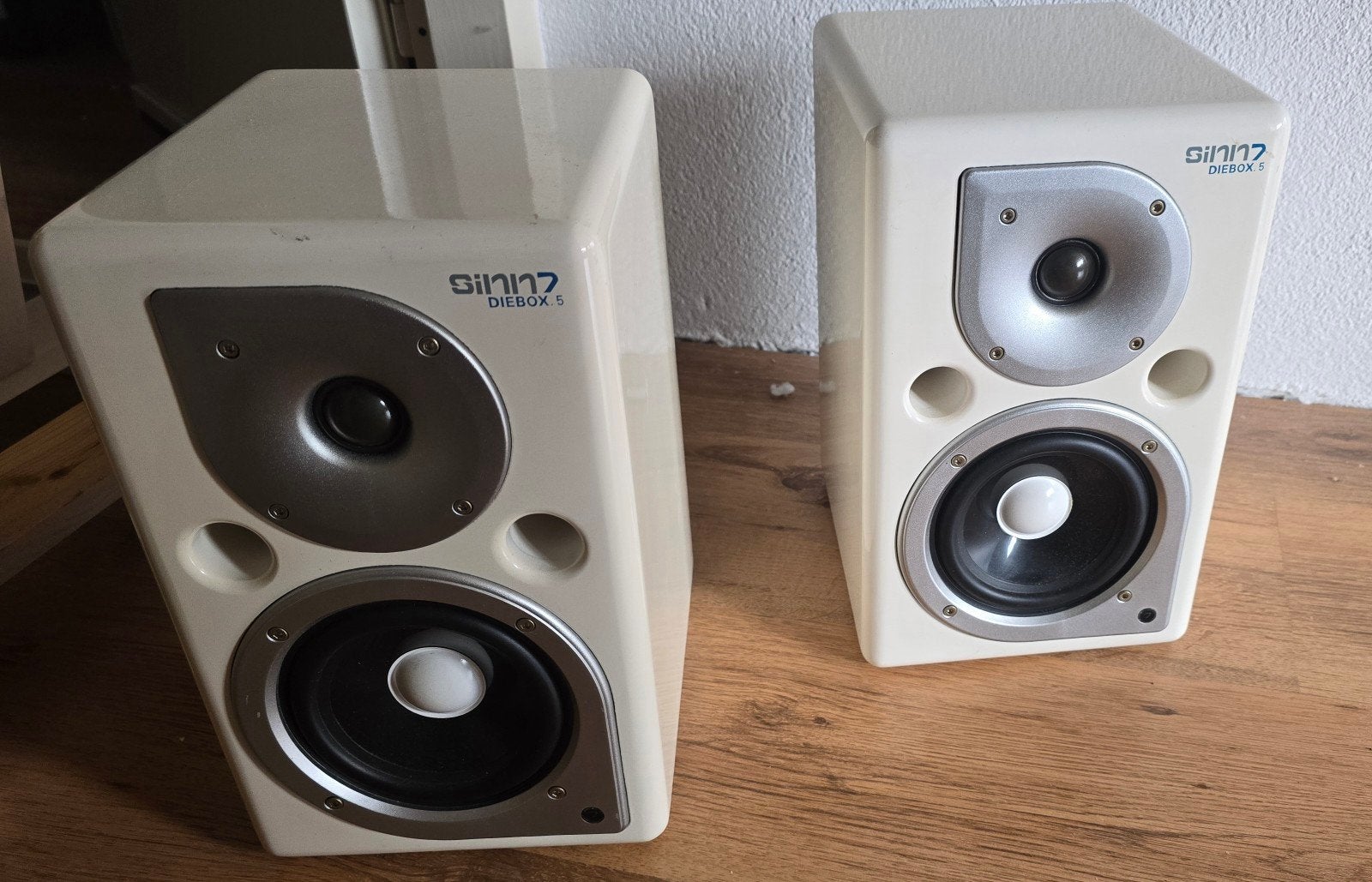 Sinn7 DieBox 5 studio monitor wit (set), Ophalen, Gebruikt, Studiomonitor, Overige merken