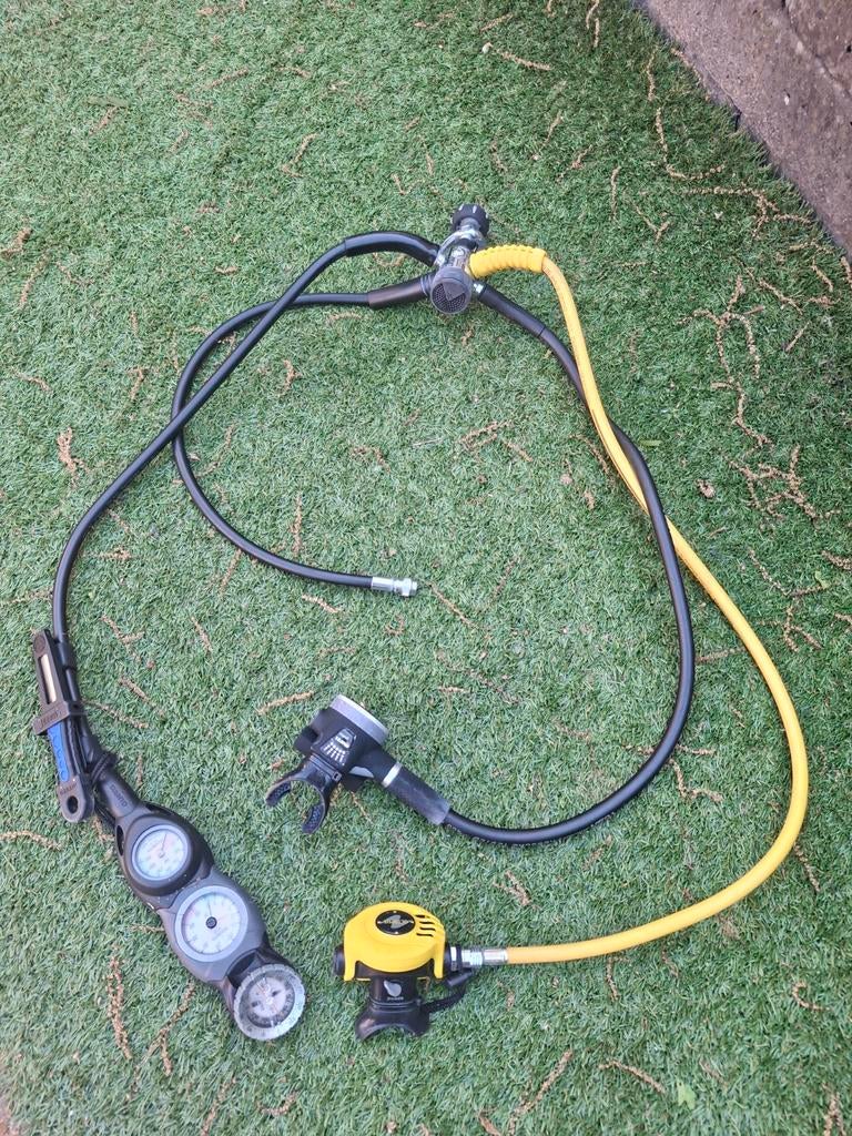 Mares Proton Duikregelaar met Octopus en Manometer, Watersport en Boten, Duiken, Ophalen