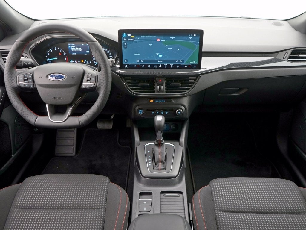 Ford Focus 1.0 Ecoboost automaat ST line X | Panoramdak | Af, Auto's, Stof, Gebruikt, Zwart, Zwart