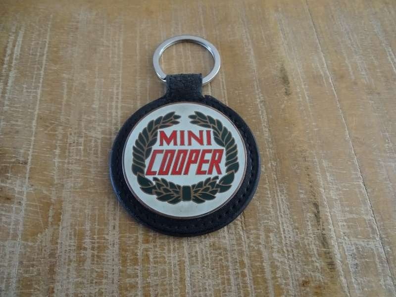 Mini Cooper - Sleutelhanger - Merk Logo Hanger - Zeldzaam, Verzenden, Gebruikt, Auto's