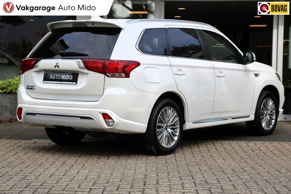 Mitsubishi Outlander 2.4 4WD Automaat PHEV Intense | Trekhaa, Automaat, 12 maanden, Euro 6, 4 cilinders