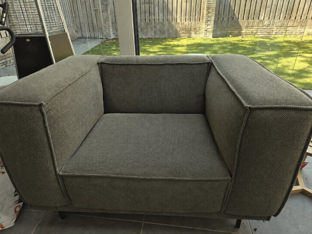 Hinton turtle loveseat/fauteuil, Huis en Inrichting, Ophalen, Zo goed als nieuw, 75 tot 100 cm, 100 tot 125 cm