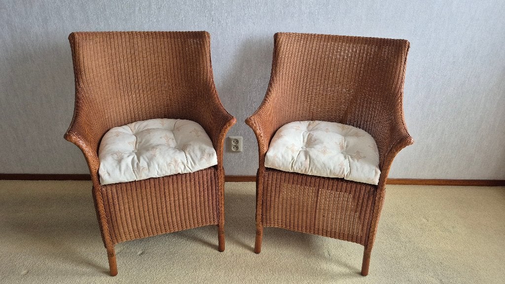 2 Lloyd Loom rotan stoelen, Huis en Inrichting, Ophalen, Gebruikt, Twee, Bruin