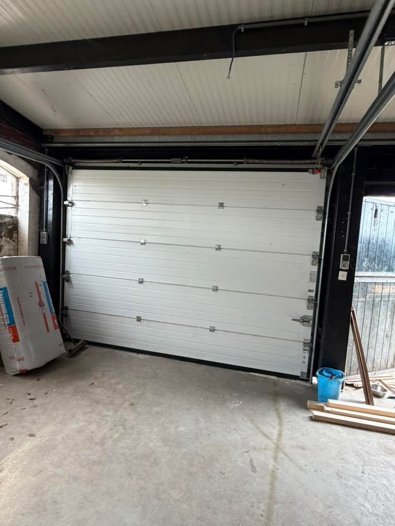 overheaddeur 3230 x 2390 mm incl. rails + veren (2019), Ophalen, Gebruikt, Garagedeur, 120 cm of meer