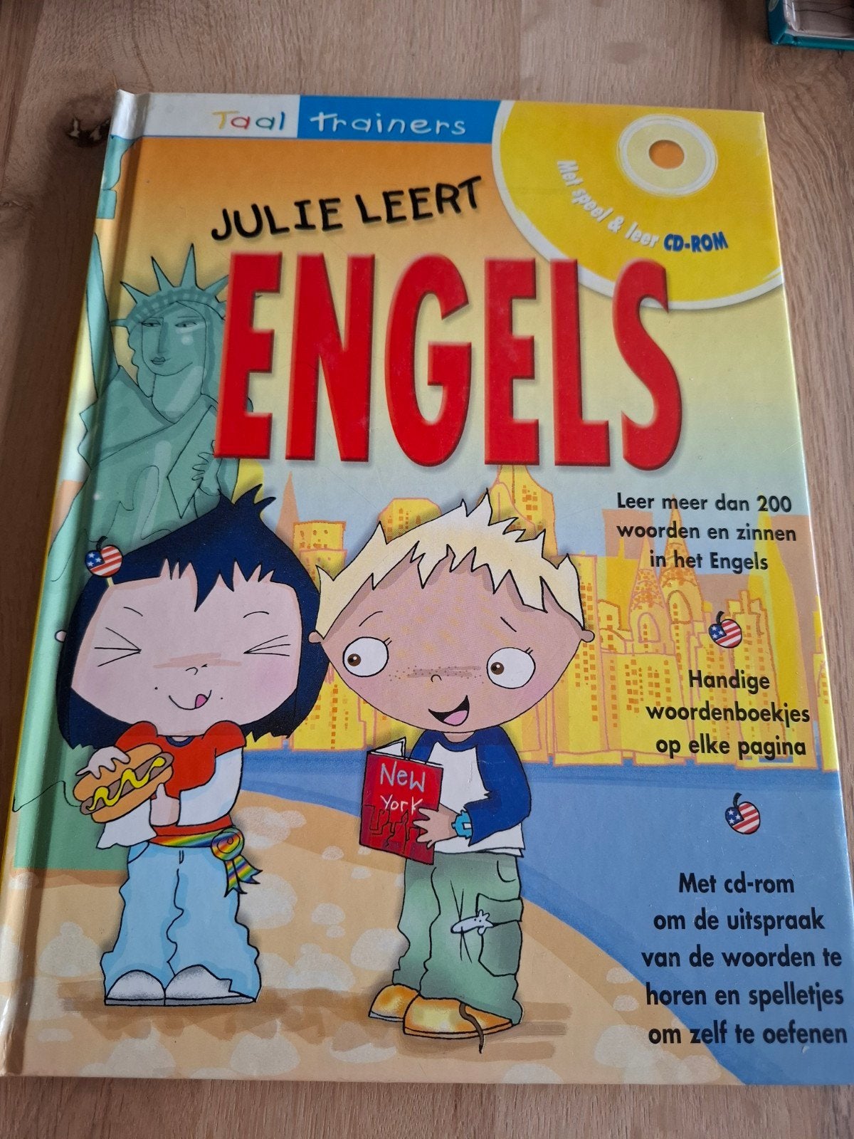 Julie Leert Engels Taal Trainers met CD-ROM, Ophalen of Verzenden, Zo goed als nieuw, Onbekend, Non-fictie