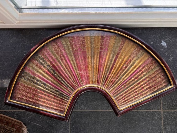 Decoratieve Oosterse waaier in lijst, Ophalen of Verzenden