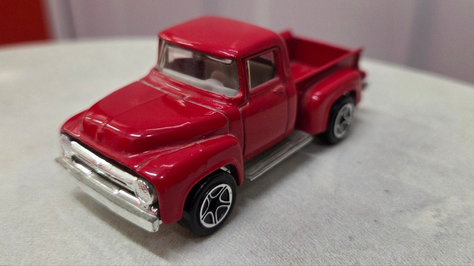 Matchbox '56 Ford Pick-Up - Rood, Ophalen of Verzenden, Zo goed als nieuw, Auto