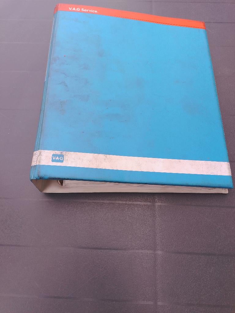 Werkplaatsboek Audi 100 en 200 type 44 stroomschema's 87-88, Ophalen of Verzenden, Gelezen, Audi