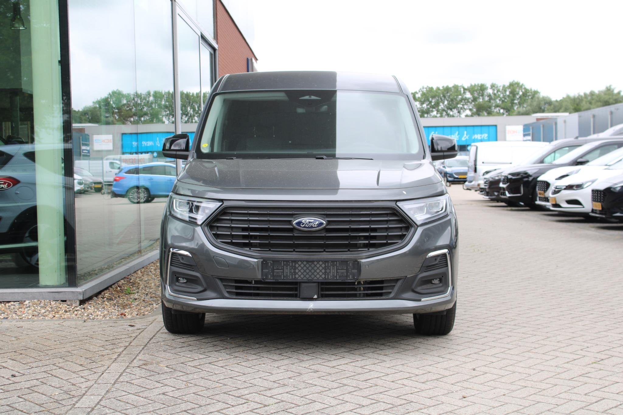 Ford Transit Connect 1.5 EcoBoost PHEV L2 Limited Voorraad!, Auto's, 4 cilinders, 150 pk, Bedrijf, Ford