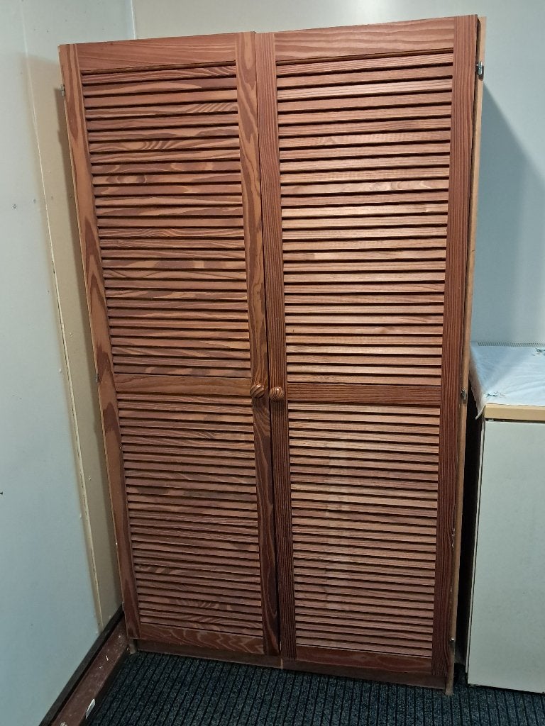 IKEA Kast met Louvredeurtjes en 5 Planken, Ophalen, Grenen, 50 tot 100 cm, 50 tot 75 cm