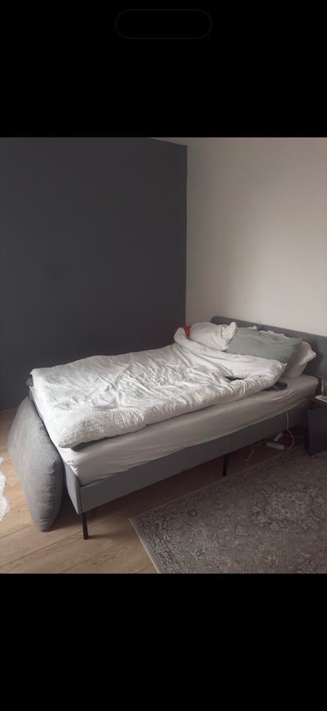 IKEA bekleed bed + matras 140cm, Ophalen, Zo goed als nieuw, Tweepersoons