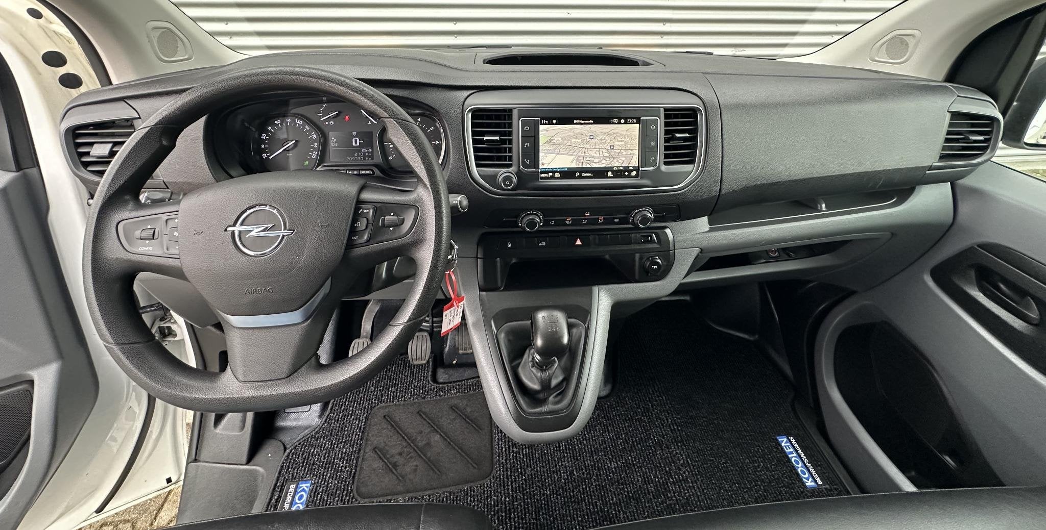 Opel Vivaro 2.0 CDTI L2H1 Edition Trekhaak|navi|cruise Citro, Voorwielaandrijving, Navigatiesysteem, Gebruikt, Euro 6