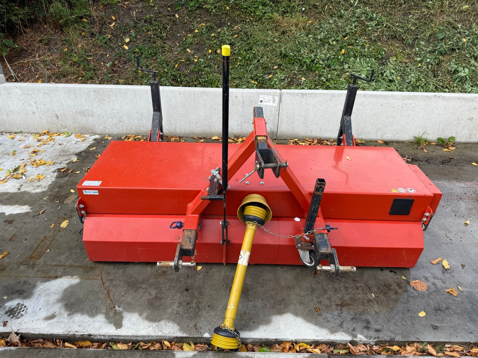 Hekamp VM205 Veegmachine op aftakas, Ophalen of Verzenden, Gebruikt