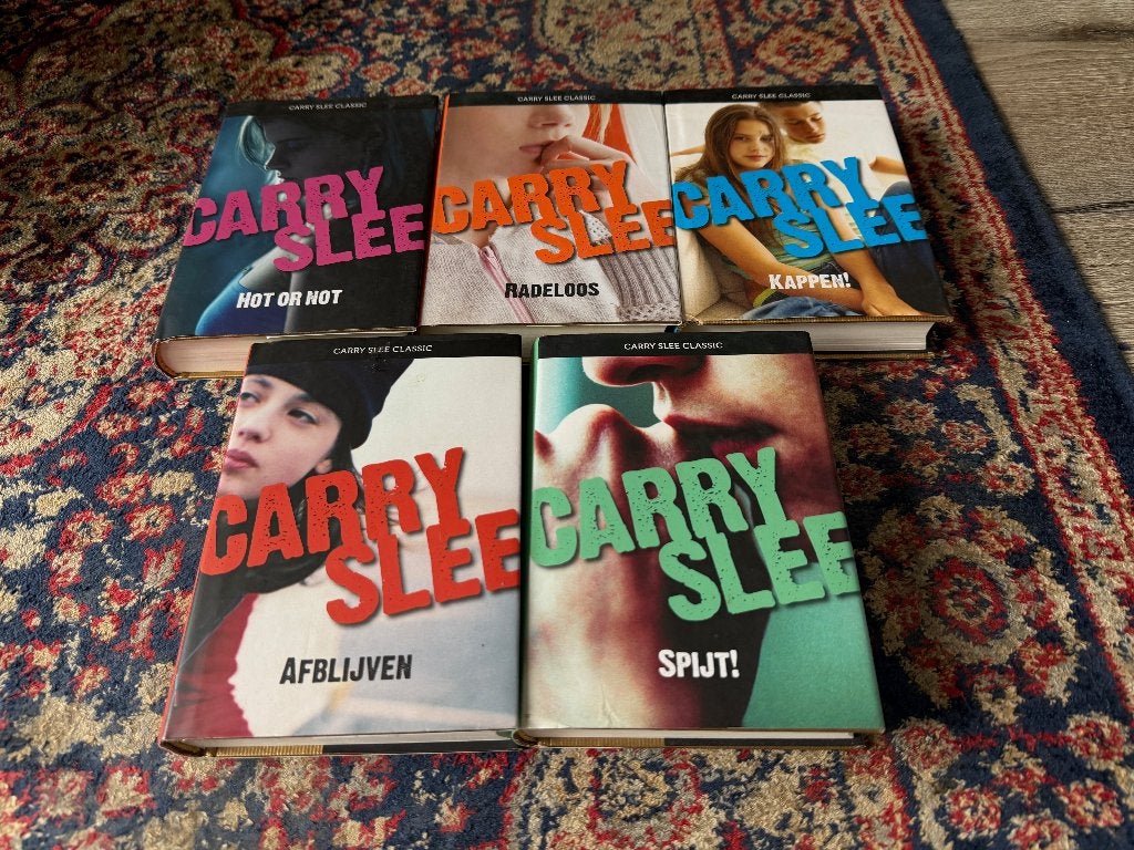 Carry Slee Classic. Hot or Not. Radeloos. Kappen. Afblijven, Carry Slee, Ophalen of Verzenden, Zo goed als nieuw, Fictie