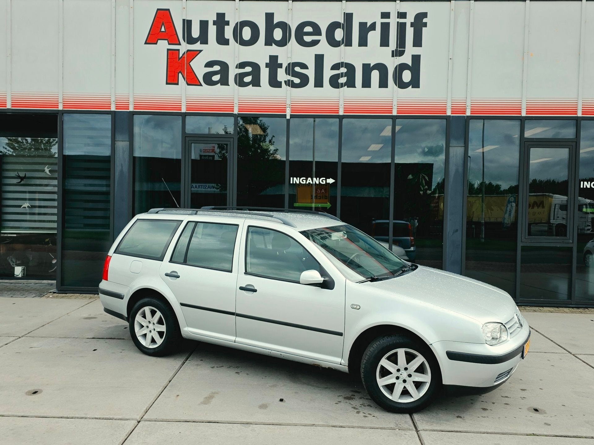 Volkswagen Golf Variant 1.6 Comfortline - Automaat - Trekhaa, Auto's, Stof, Gebruikt, 4 cilinders, Startonderbreker