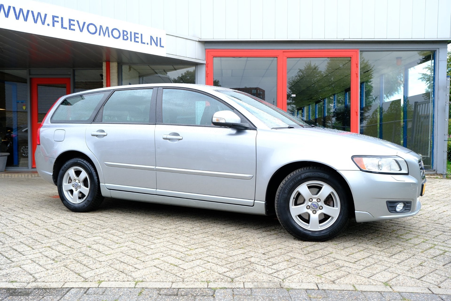 Volvo V50 2.0 Limited Edition Navi|1e Eig|Leder|Clima|LMV, Auto's, Gebruikt, 1279 kg, V50, Zilver of Grijs