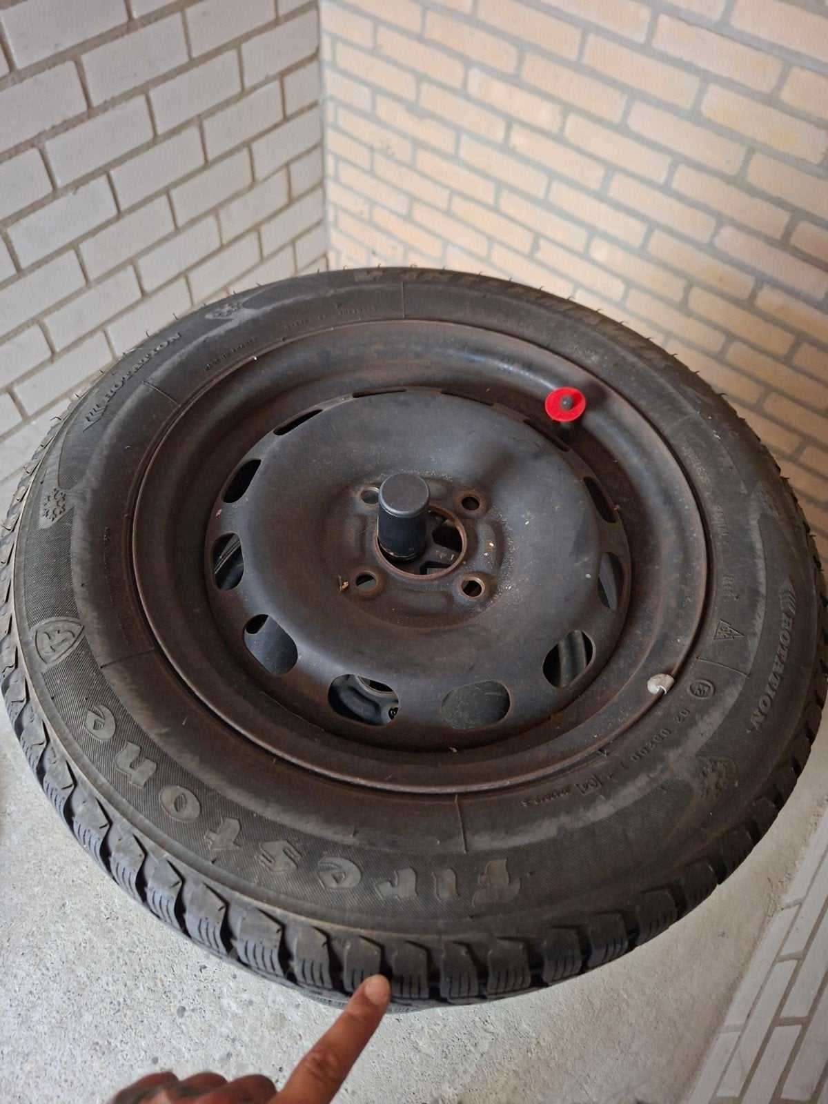 Stalenvelgen met Winterbanden175/65R14 voor Ford Fiesta 2009, Ophalen, 14 inch, Gebruikt, 175 mm