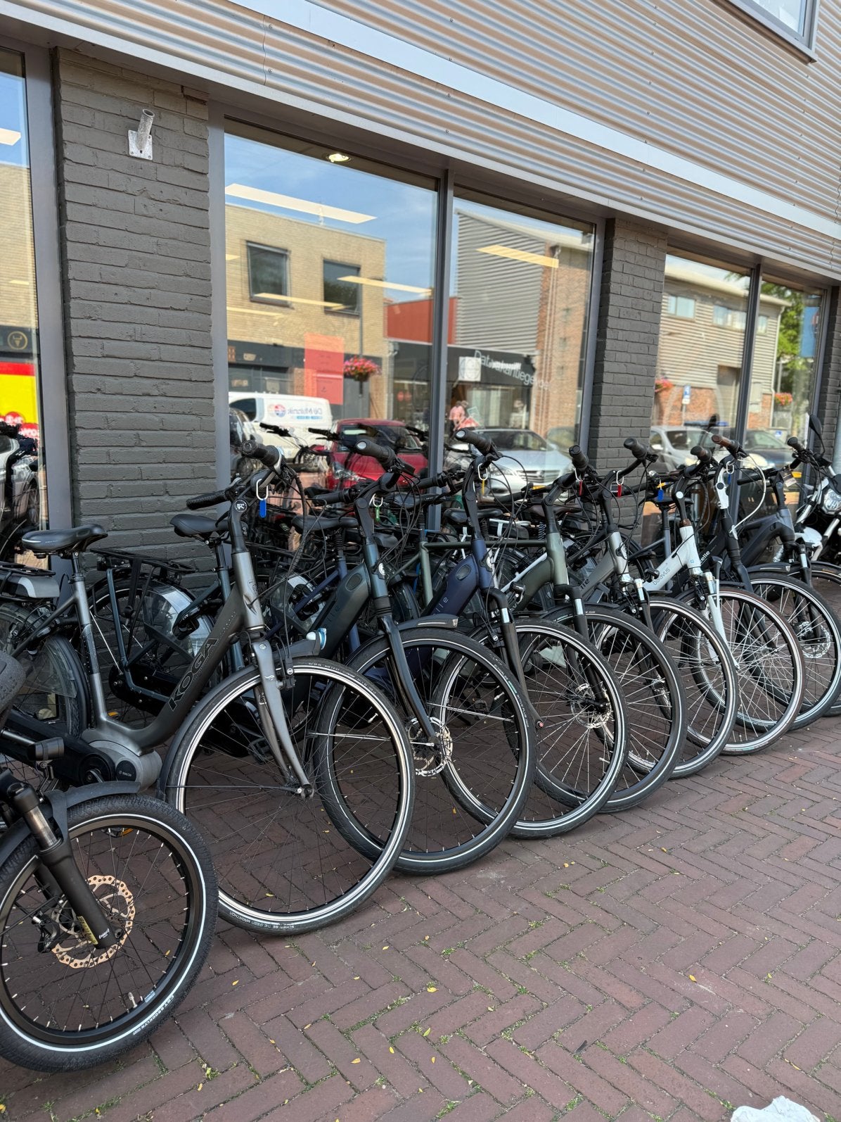 De Munnik Emmeloord voorraad 2e handsfietsen, Ophalen, Gebruikt