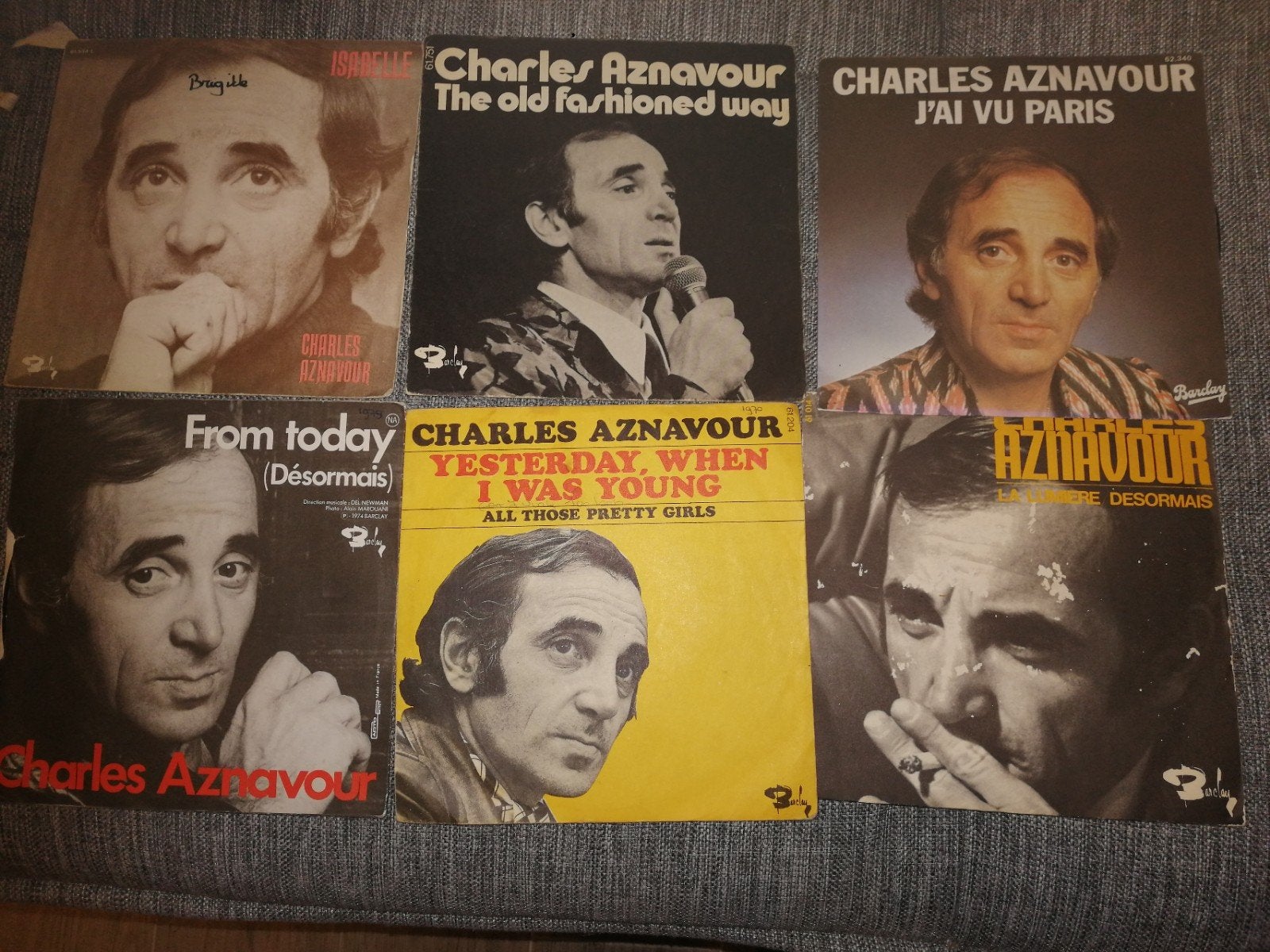 Charles Aznavour diverse 7inch, Ophalen, Zo goed als nieuw, Pop