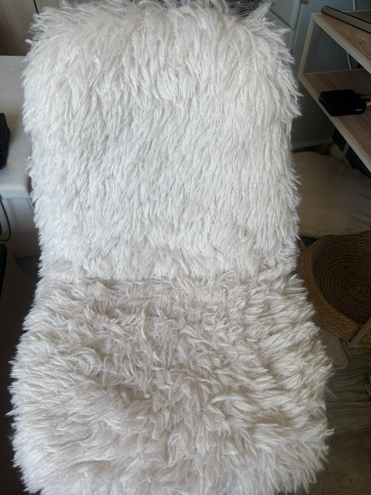 Teddy stoel met houten poten, Huis en Inrichting, Stoelen, Ophalen, Gebruikt, Wit, Eén