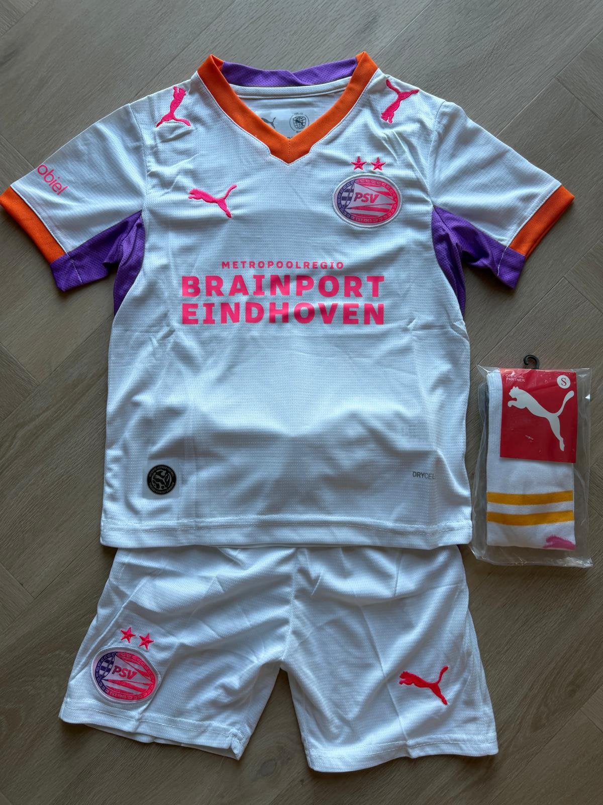 Nieuw voetbaltenue PSV uit tenue seizoen 26/27, Maat XS of kleiner, Ophalen of Verzenden, Nieuw, Shirt