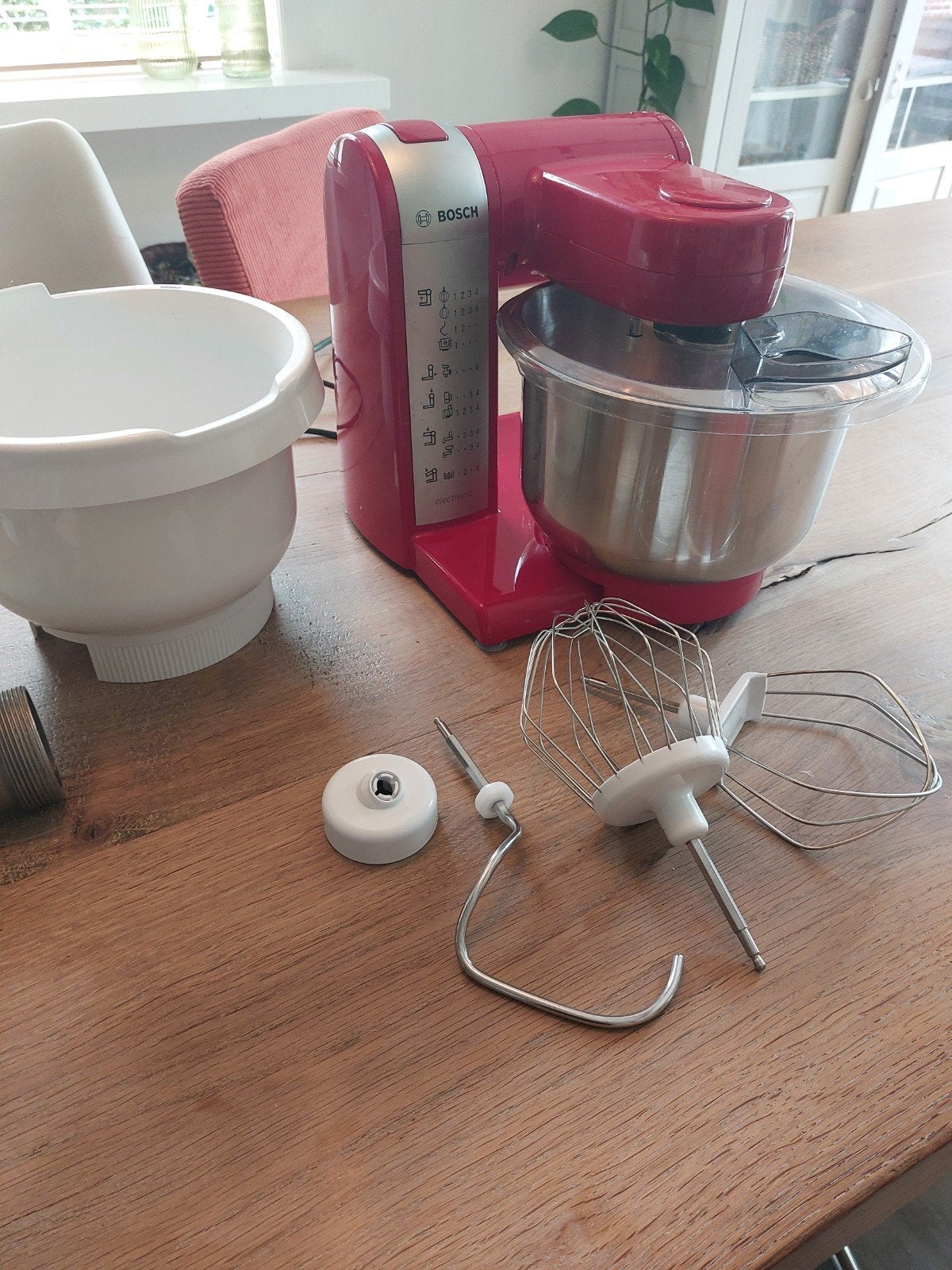 Bosch mum4 standmixer met accesoires, 4 liter of meer, Ophalen of Verzenden, Gebruikt, 3 snelheden of meer