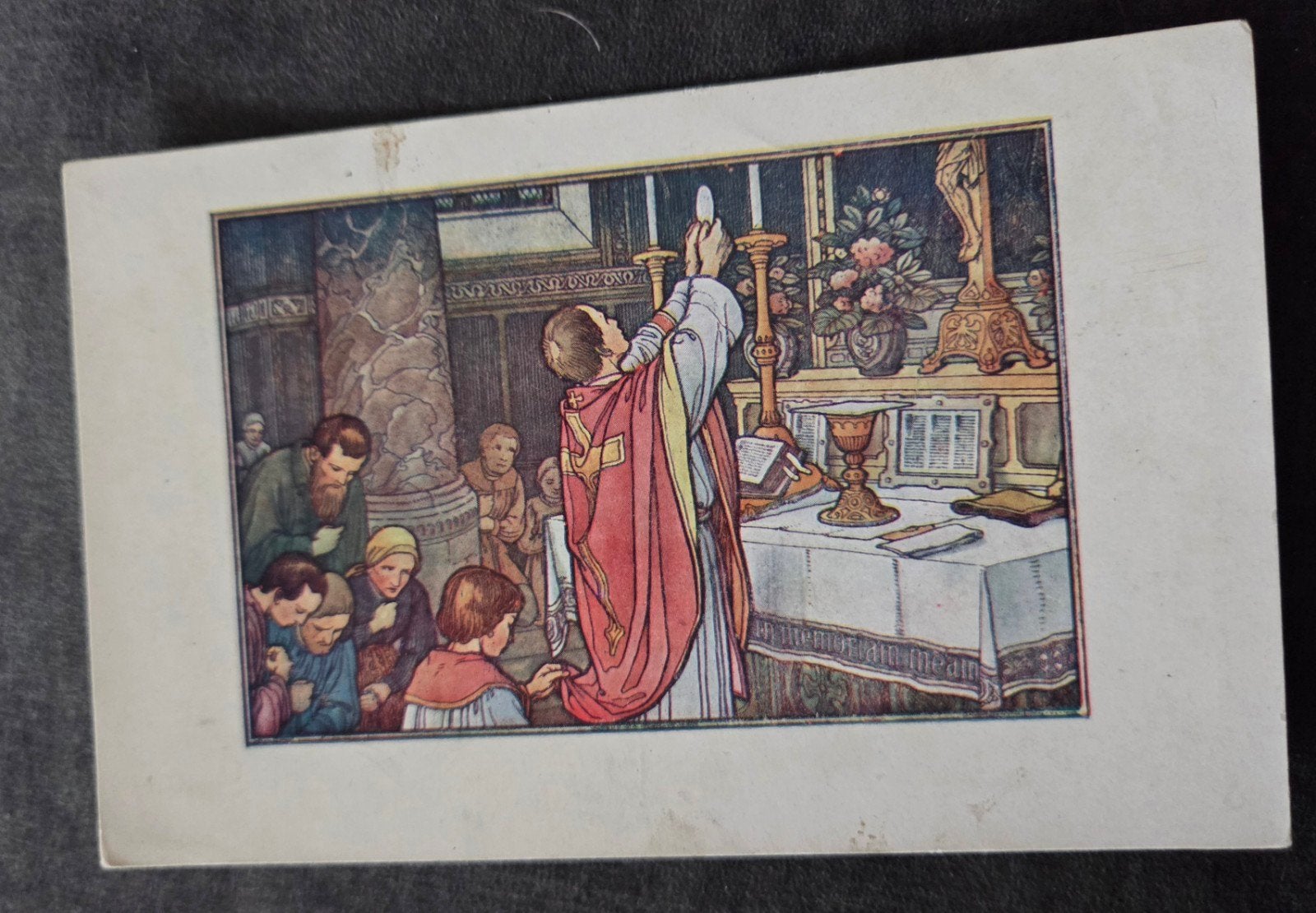 Eerste Communie - Priester met hostie, Verzenden, Voor 1920, Ongelopen, Overige thema's
