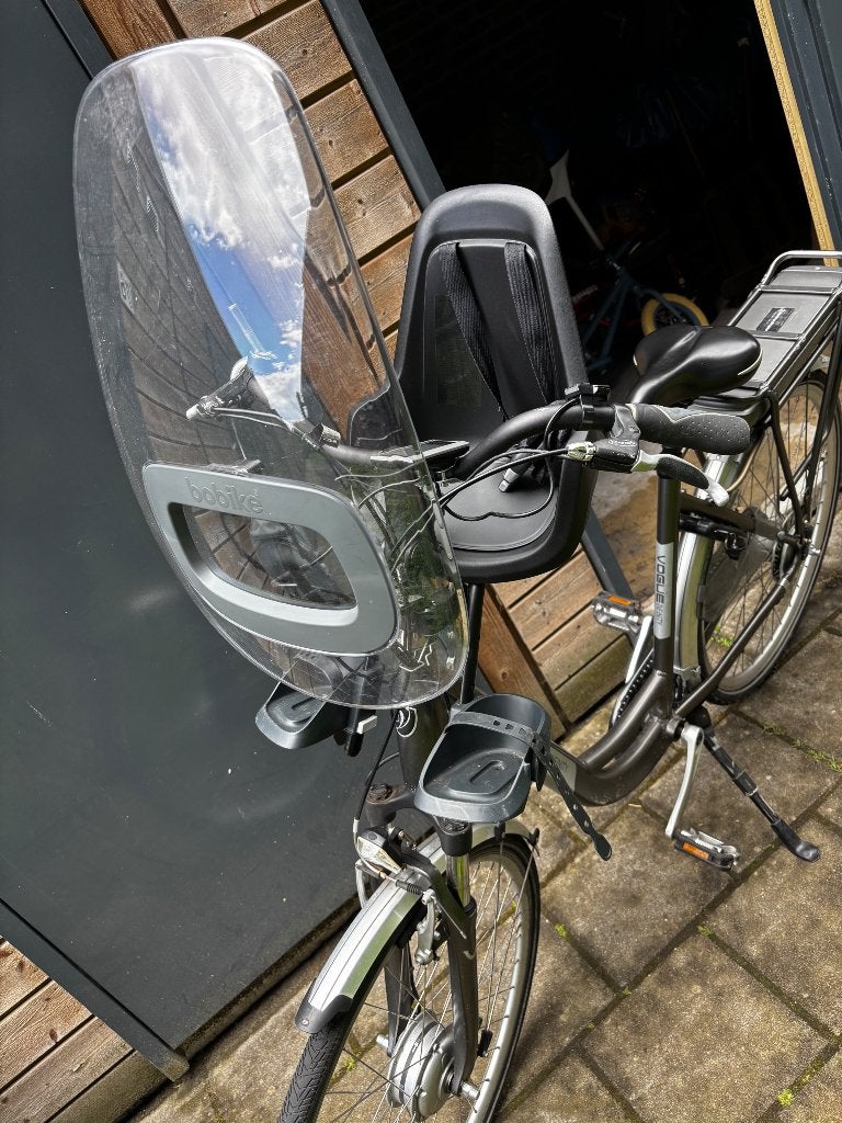 Kinder fietstsstoeltje bobike, Ophalen, Bobike voorzitje, Gebruikt, Voetsteuntjes